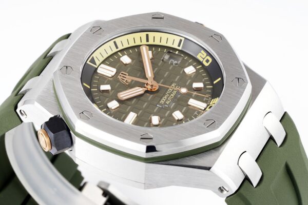 Audemars Piguet Royal Oak 15720 Blue