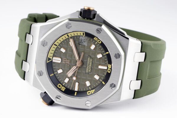Audemars Piguet Royal Oak 15720 Blue