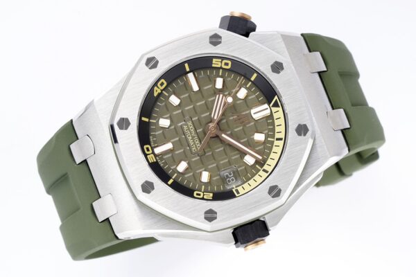 Audemars Piguet Royal Oak 15720 Blue