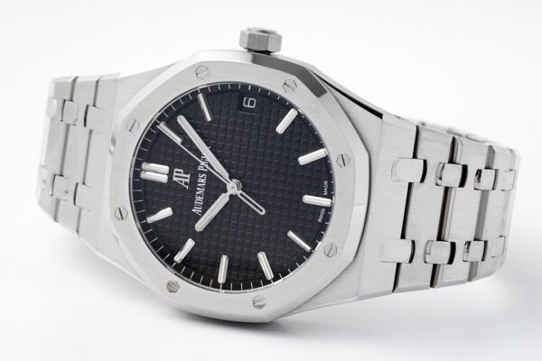 Audemars Piguet Royal Oak 15500 Red