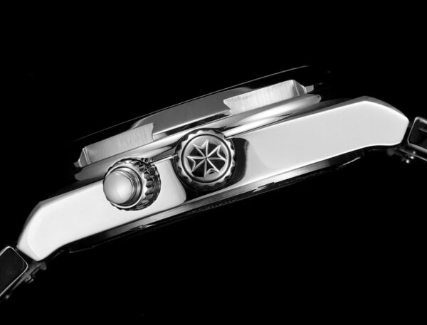 Patek Philippe Overseas 7900V