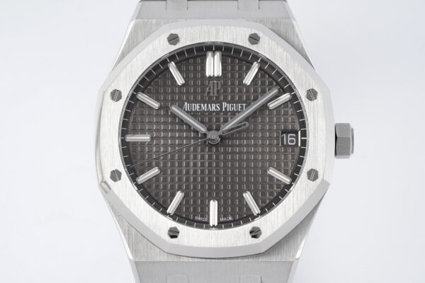 Audemars Piguet Royal Oak 15500 Red