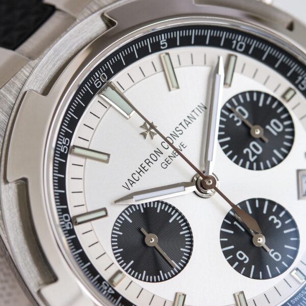 Vacheron Constantin Overseas 5200 Blue