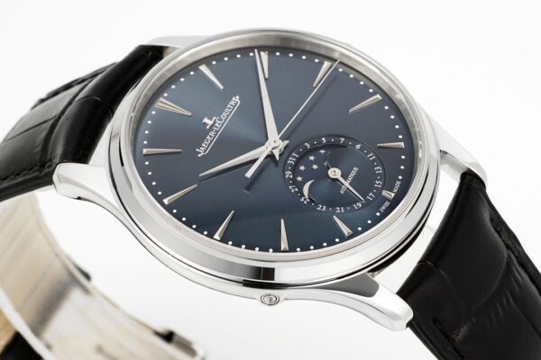 Jaeger-LeCoultre Master Control (COMPLICATIONS) Blue