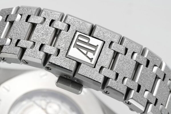Audemars Piguet Royal Oak (ROYAL OAK)