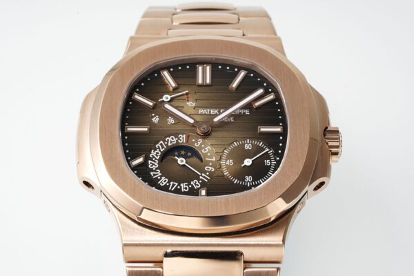 Patek Philippe Royal Oak 21600 Rose Gold
