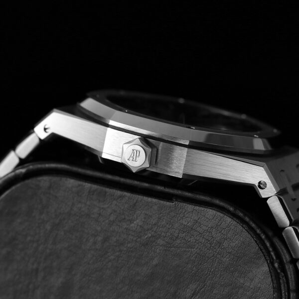 i1693206870_6004_6-1.jpg Audemars Piguet Royal Oak (ROYAL OAK)
