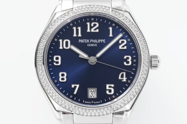 Patek Philippe Nautilus (NAUTILUS) Smoked