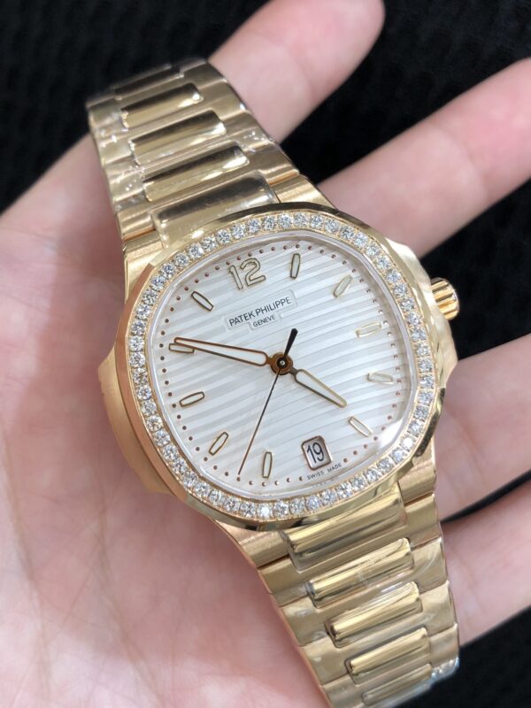Patek Philippe Nautilus 7118