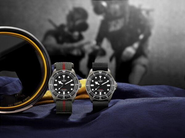 Tudor Submariner 25717N Smoked