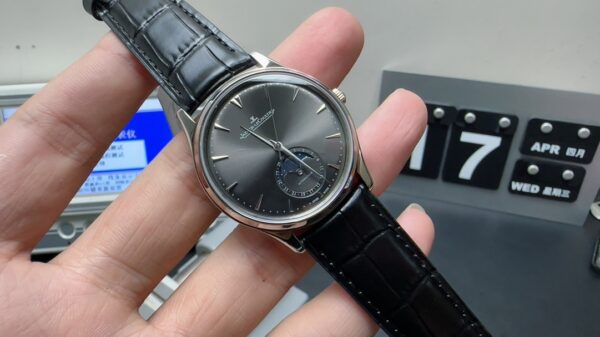Jaeger-LeCoultre Watch (COMPLICATIONS) Gray