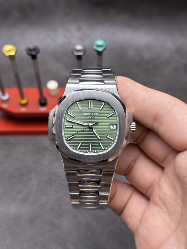 Patek Philippe Nautilus (NAUTILUS) Green