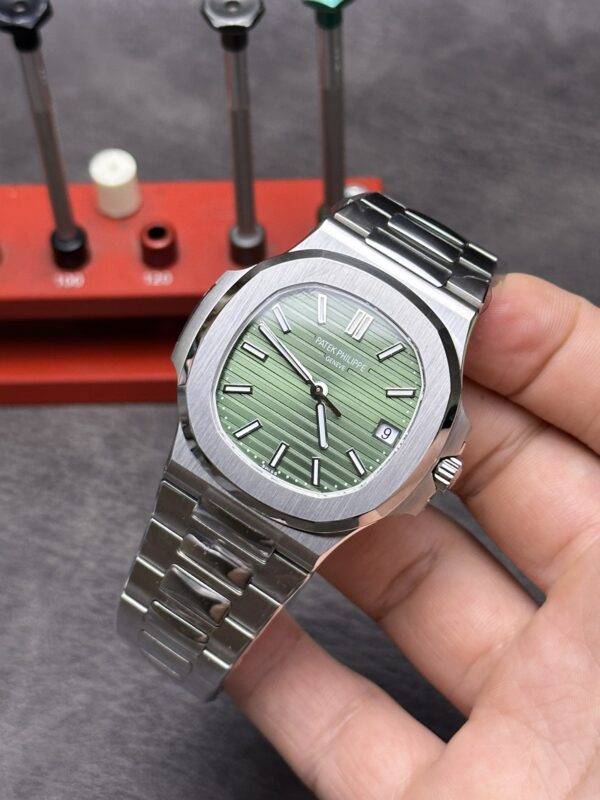 Patek Philippe Nautilus (NAUTILUS) Green