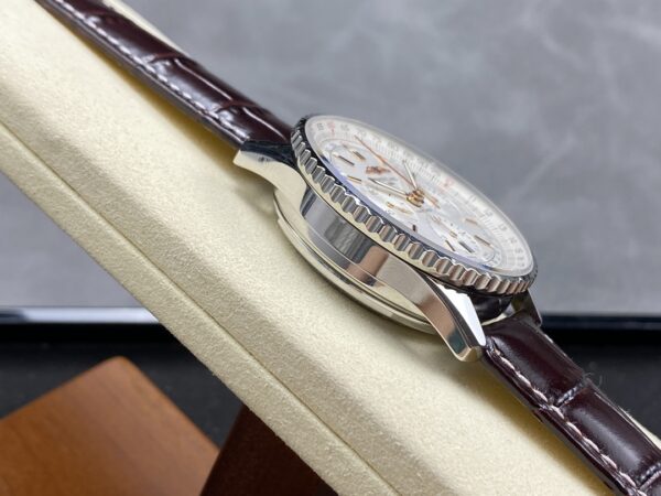 Breitling Navitimer (NAVITIMER)