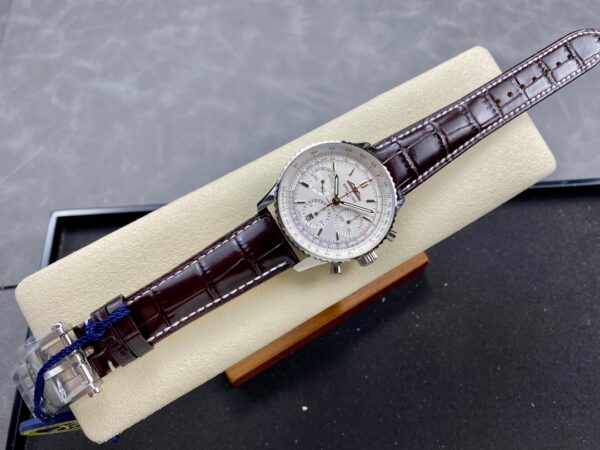 Breitling Navitimer (NAVITIMER)