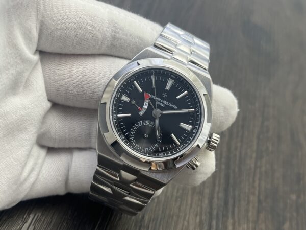 Vacheron Constantin Overseas 7920V/210A