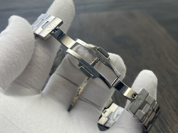 Vacheron Constantin Overseas 7920V/210A