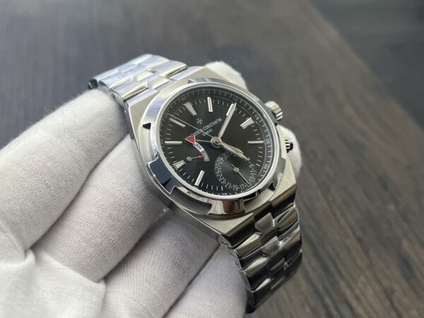 Vacheron Constantin Overseas 7920V/210A