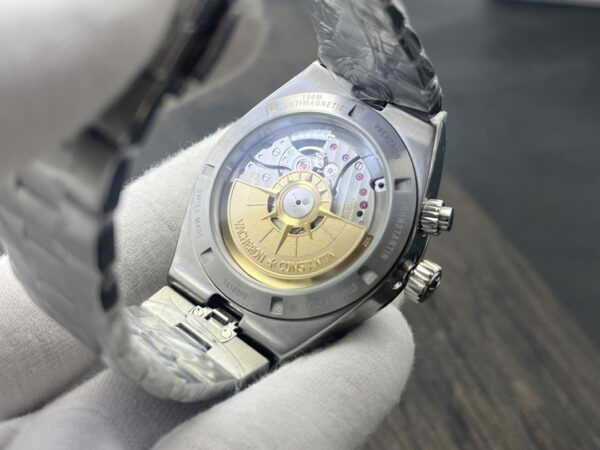 Vacheron Constantin Overseas 7920V/210A