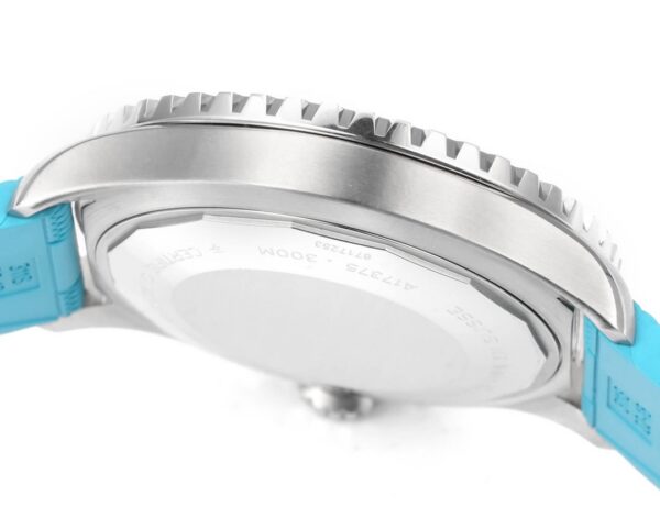 Breitling Superocean (SUPEROCEAN) Blue
