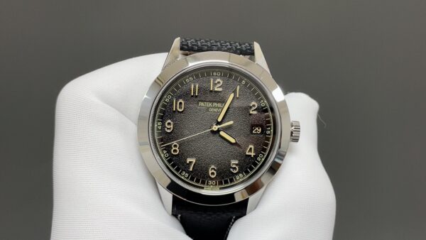 Patek Philippe Calatrava 5226G-001 Smoked