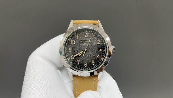 Patek Philippe Calatrava 5226G-001 Smoked