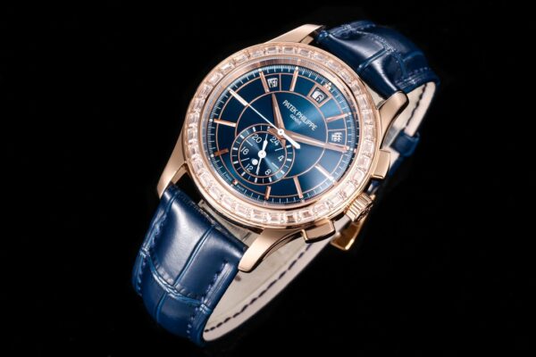 Patek Philippe Nautilus 5905R-010