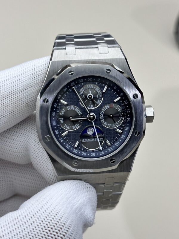 i1731779117_2974_7-1.jpg Patek Philippe Royal Oak 5134 Blue