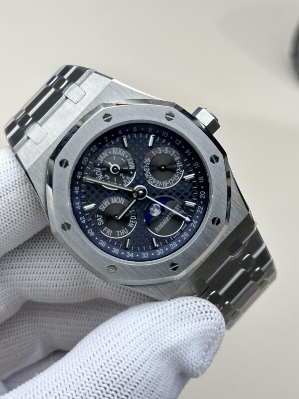 i1731779117_9406_5-1.jpg Patek Philippe Royal Oak 5134 Blue