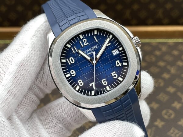 Patek Philippe Aquanaut 5168G Blue