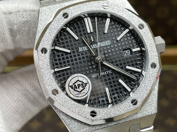 Audemars Piguet Royal Oak 15400 Black