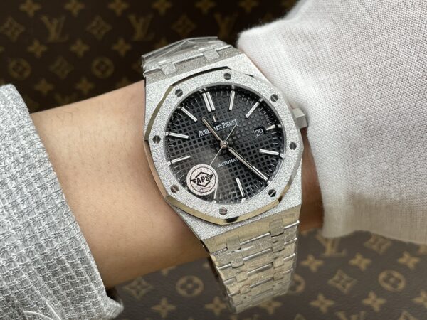 Audemars Piguet Royal Oak 15400 Black