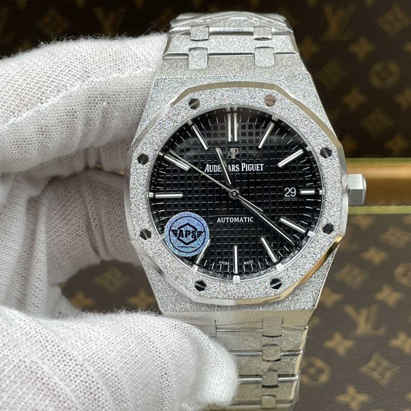 Audemars Piguet Royal Oak 15400 Black