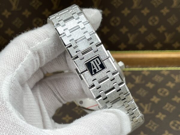 Audemars Piguet Royal Oak 15400 Black