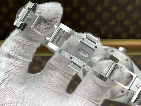 Audemars Piguet Royal Oak 15400 Black