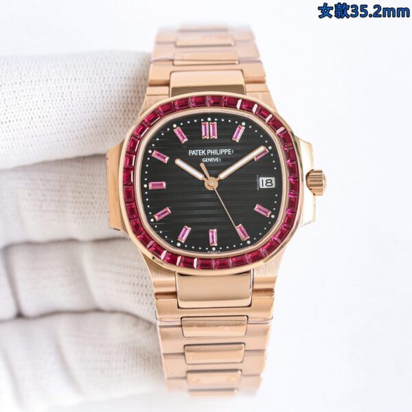 i1735738781257_1050_0_3-1.jpg Patek Philippe Nautilus 5711 Blue