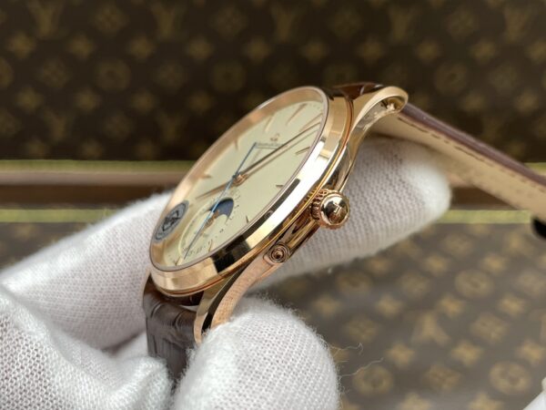 Jaeger-LeCoultre Master Control (COMPLICATIONS)