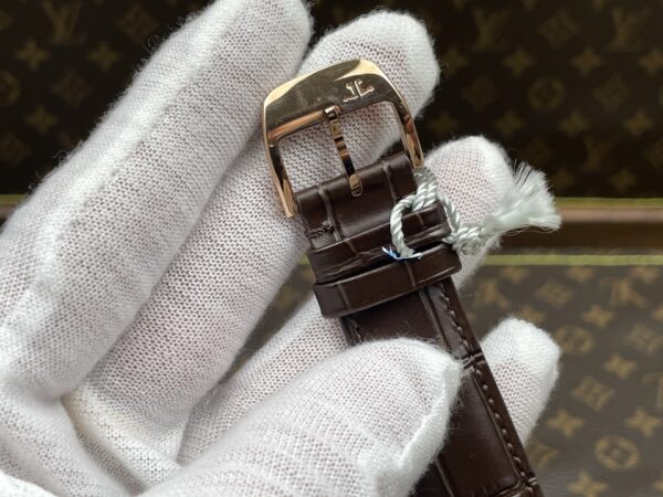 Jaeger-LeCoultre Master Control (COMPLICATIONS)
