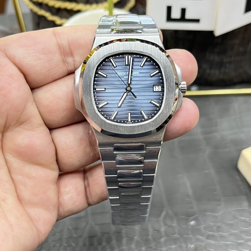 Patek Philippe Nautilus 5811G White