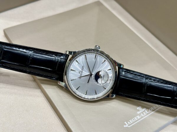 Jaeger-LeCoultre Master Control (COMPLICATIONS)