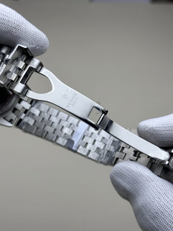 Tudor Black Bay 0001 Blue