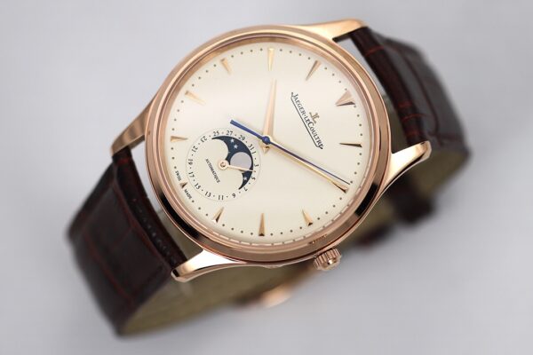 Jaeger-LeCoultre Master Control (COMPLICATIONS) Blue