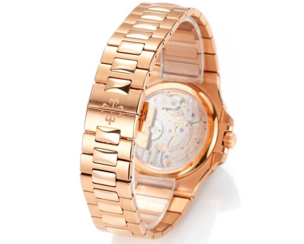 Patek Philippe Nautilus 5712A