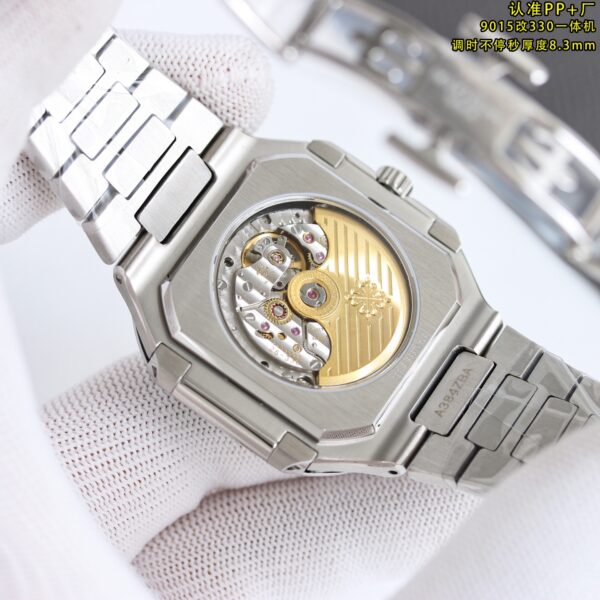 Patek Philippe Watch 5821