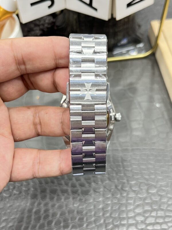 Vacheron Constantin Overseas 5100