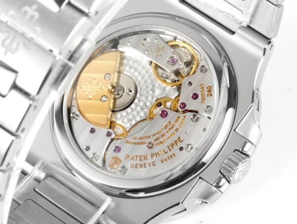 Patek Philippe Nautilus 5712A