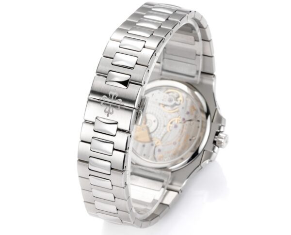 Patek Philippe Nautilus 5712A