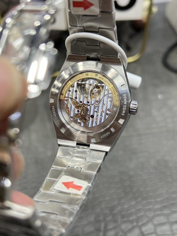 Vacheron Constantin Overseas 6000V