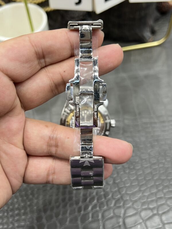 Vacheron Constantin Overseas 6000V