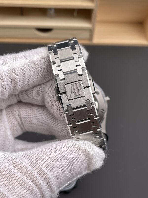 Audemars Piguet Royal Oak 16202 Blue
